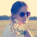 La moda hipster de las barbas con flores