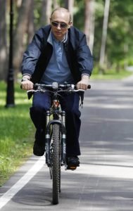Putin en bicicleta