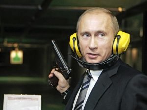 Putin disparando