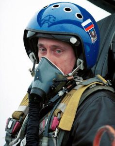 Putin pilotando caza combate