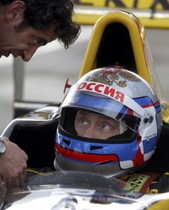 Putin pilotando un Formula 1